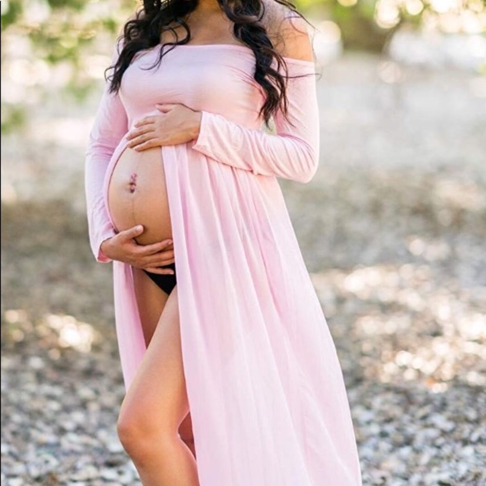 Maternity gown